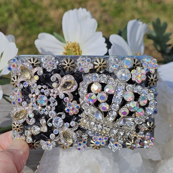 Handmade custom crystal belt buckle - Picture 8 of 9